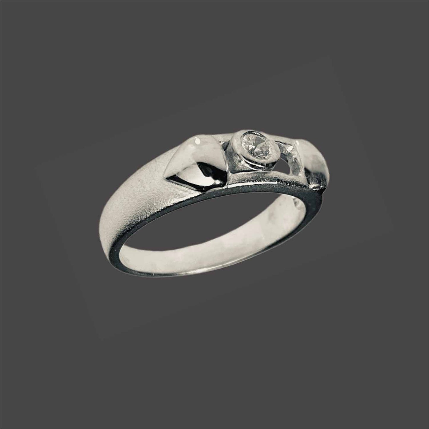 Designer ring with cubic