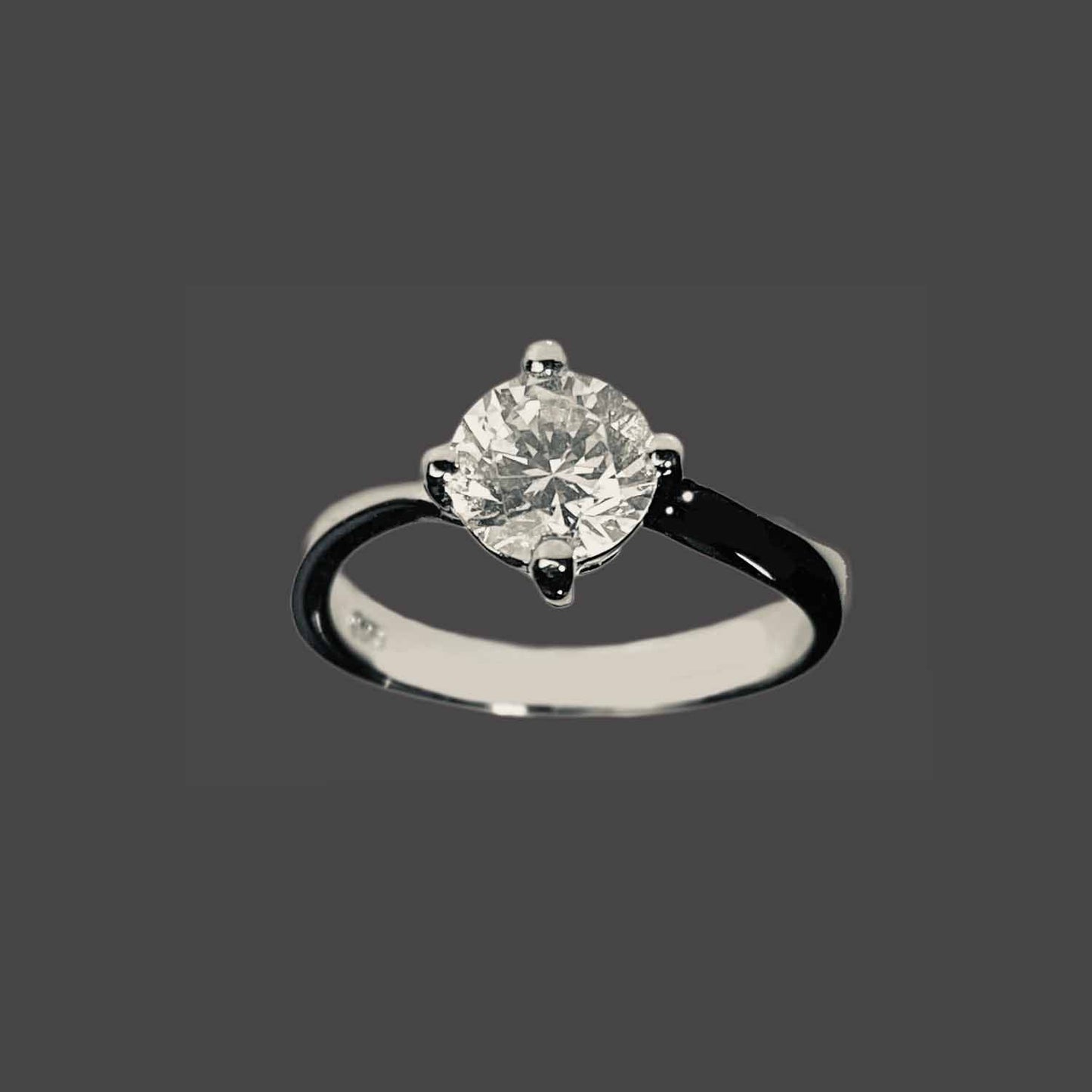 Solitaire ring wave band
