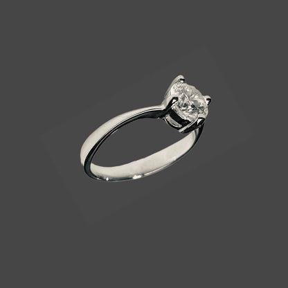 Solitaire ring wave band
