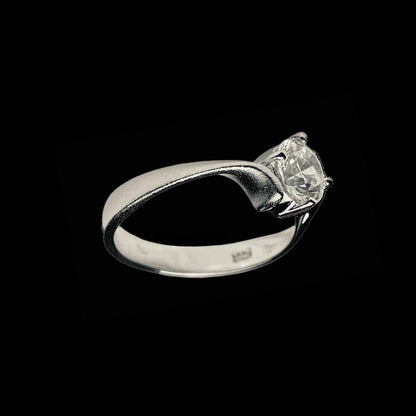 Solitaire ring victorian band