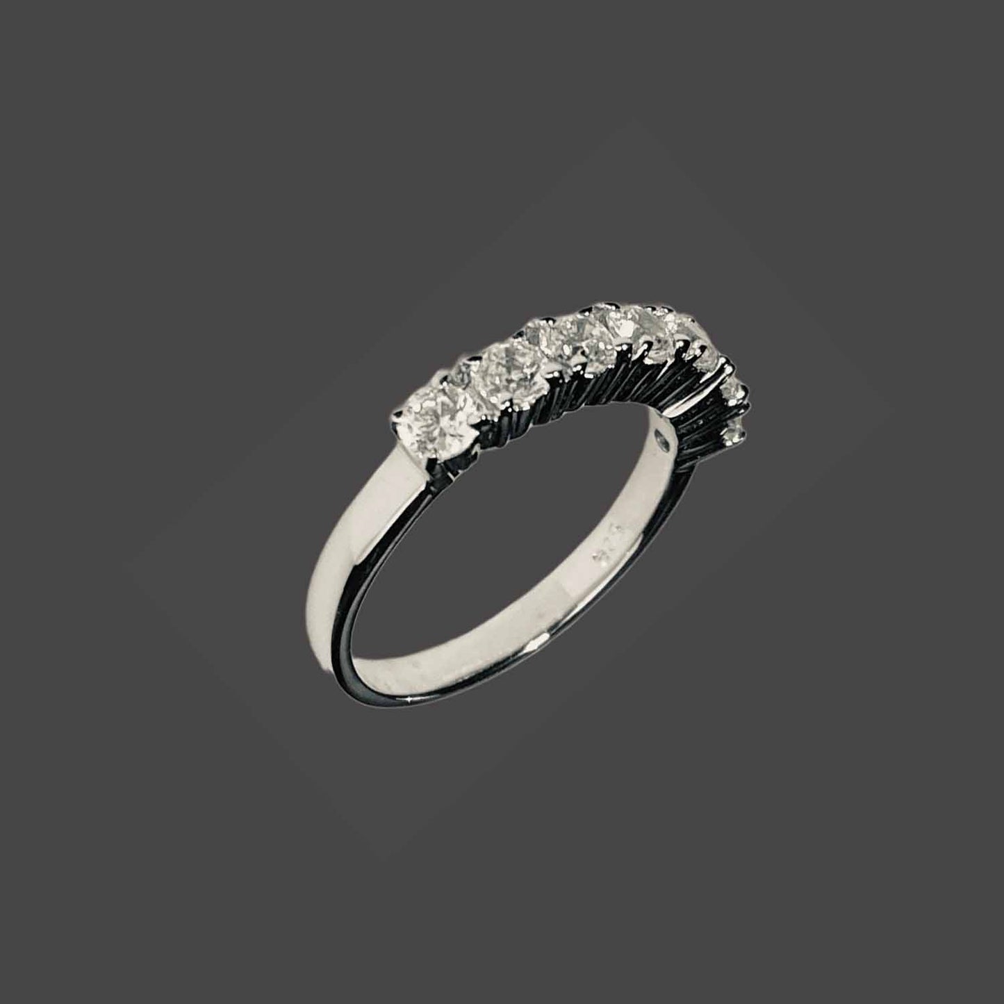Half eternity ring